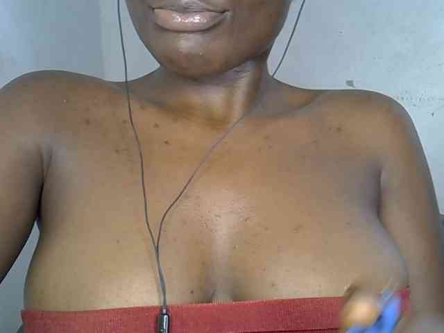 Beachxgirl webcam