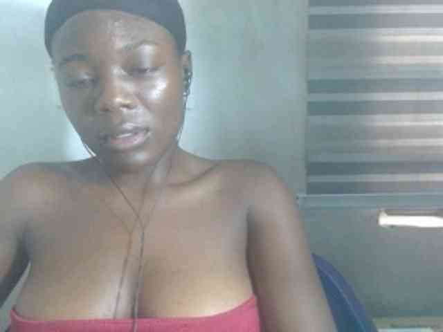 Beachxgirl webcam