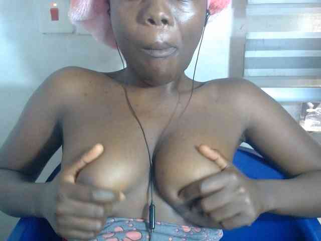 Beachxgirl webcam