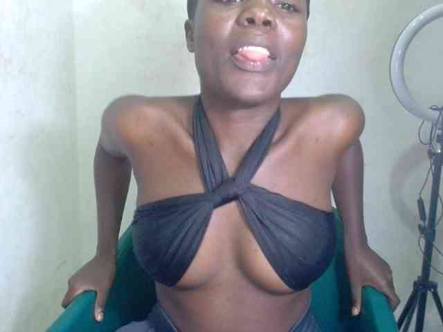 Beachxgirl webcam
