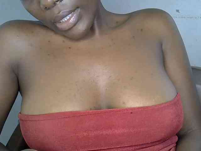 Beachxgirl webcam