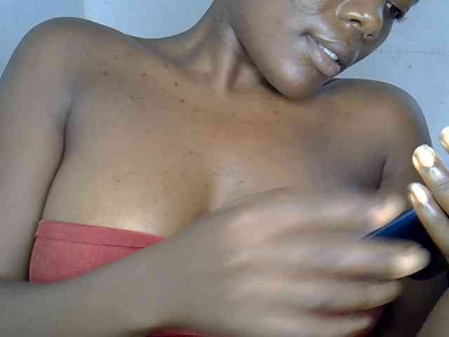 Beachxgirl webcam