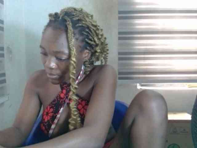 Beachxgirl webcam