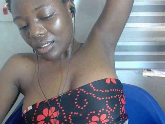 Beachxgirl webcam