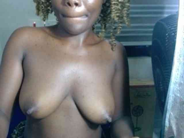 Beachxgirl webcam