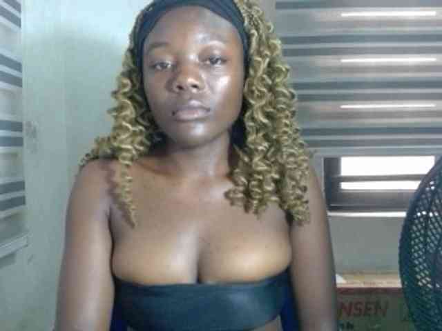 Beachxgirl webcam