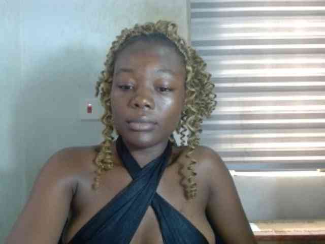 Beachxgirl webcam