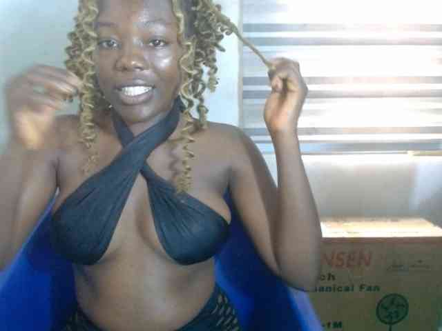 Beachxgirl webcam