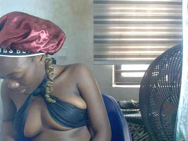 Beachxgirl webcam