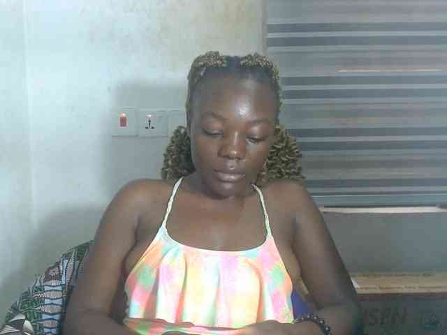 Beachxgirl webcam