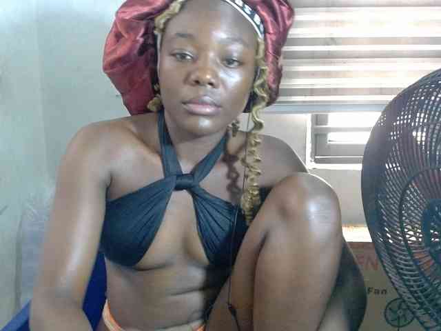 Beachxgirl webcam