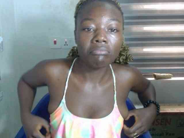Beachxgirl webcam