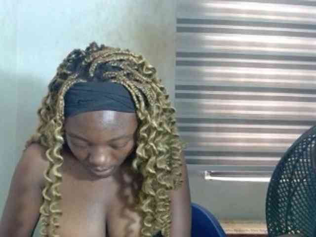 Beachxgirl webcam