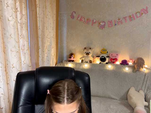 urcutiebunny live cam on BongaCams