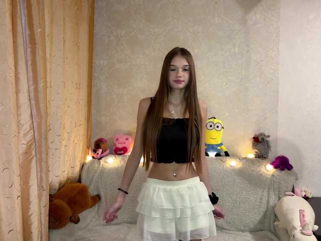 urcutiebunny live cam on BongaCams