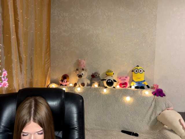 urcutiebunny live cam on BongaCams