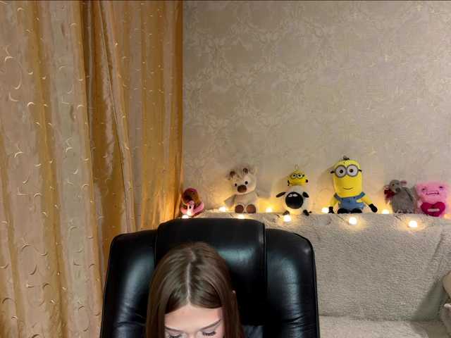 urcutiebunny live cam on BongaCams