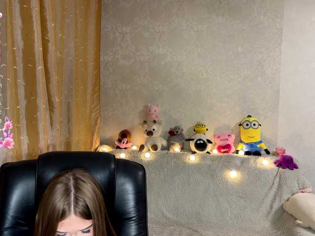 urcutiebunny live cam on BongaCams