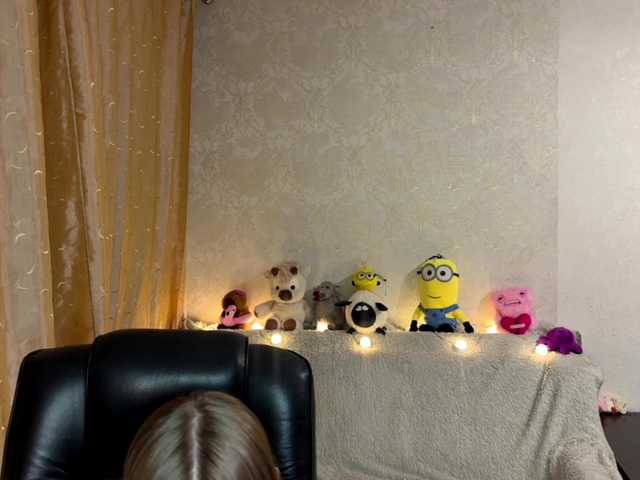 urcutiebunny live cam on BongaCams