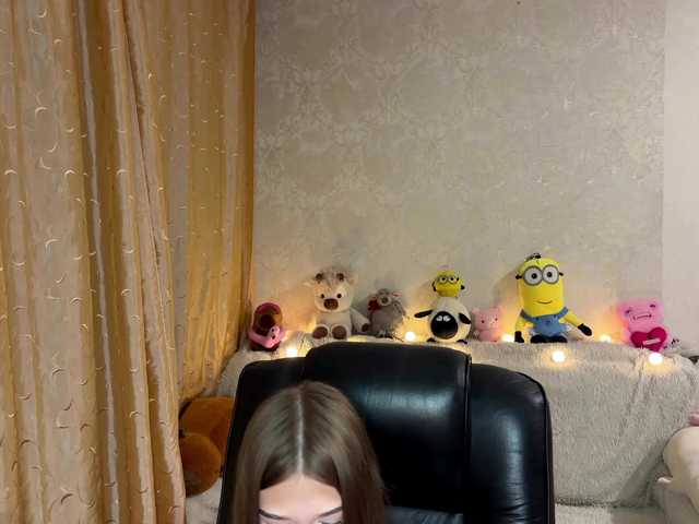 urcutiebunny live cam on BongaCams
