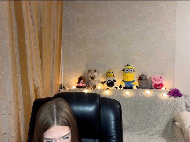 urcutiebunny live cam on BongaCams