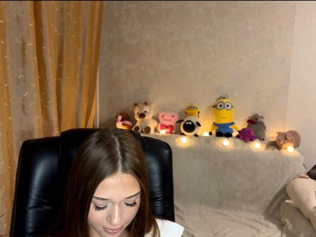 urcutiebunny live cam on BongaCams