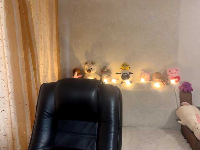 urcutiebunny live cam on BongaCams