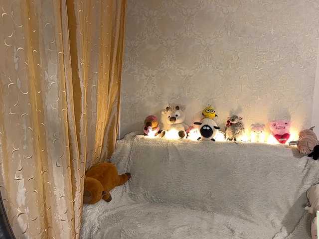 urcutiebunny live cam on BongaCams