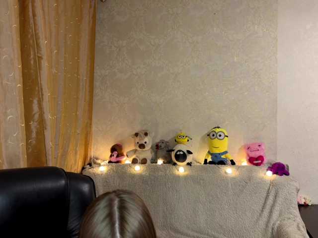 urcutiebunny live cam on BongaCams
