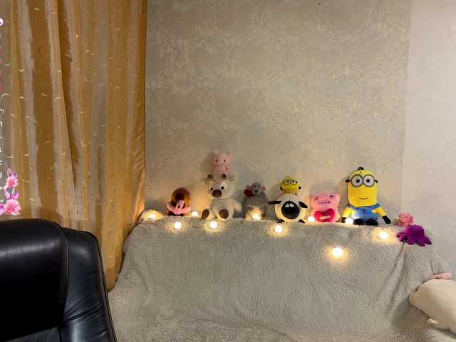 urcutiebunny live cam on BongaCams