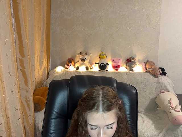 urcutiebunny live cam on BongaCams