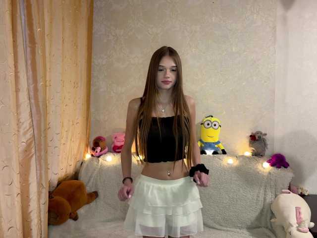 urcutiebunny live cam on BongaCams