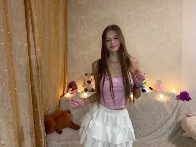 urcutiebunny live cam on BongaCams