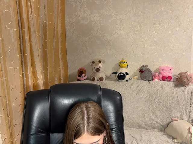 urcutiebunny live cam on BongaCams