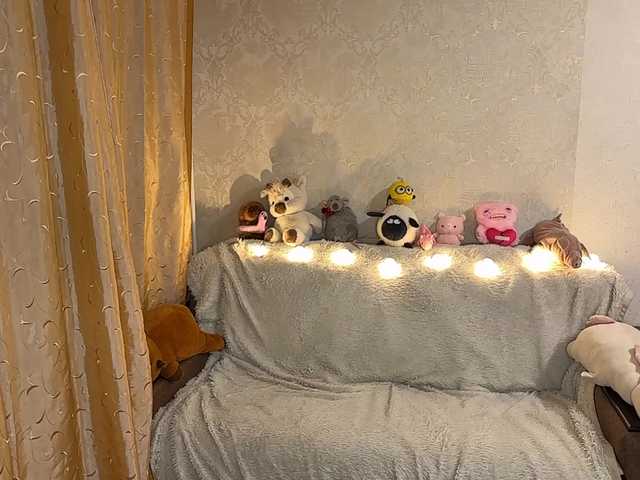 urcutiebunny live cam on BongaCams