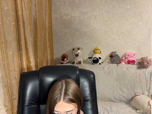 urcutiebunny live webcam show
