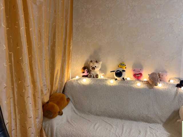 urcutiebunny live cam on BongaCams