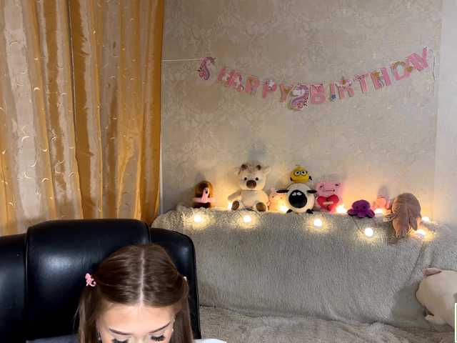urcutiebunny live cam on BongaCams
