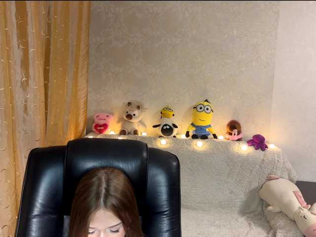 urcutiebunny live cam on BongaCams