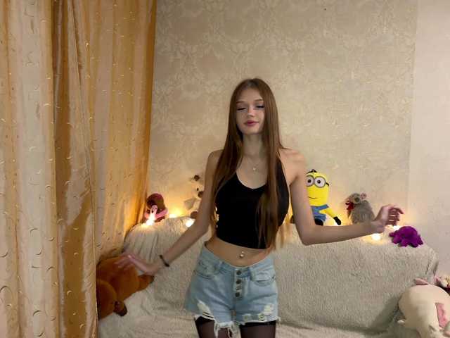 urcutiebunny live cam on BongaCams