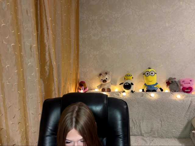 urcutiebunny live cam on BongaCams