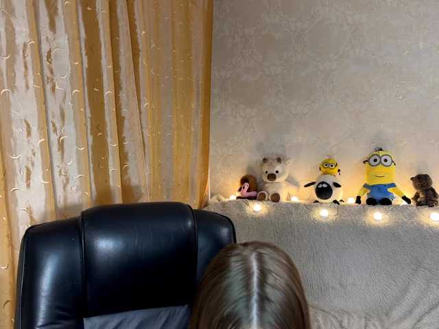 urcutiebunny live cam on BongaCams