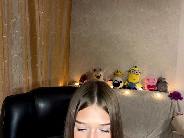 urcutiebunny live cam on BongaCams