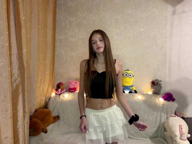urcutiebunny live cam on BongaCams