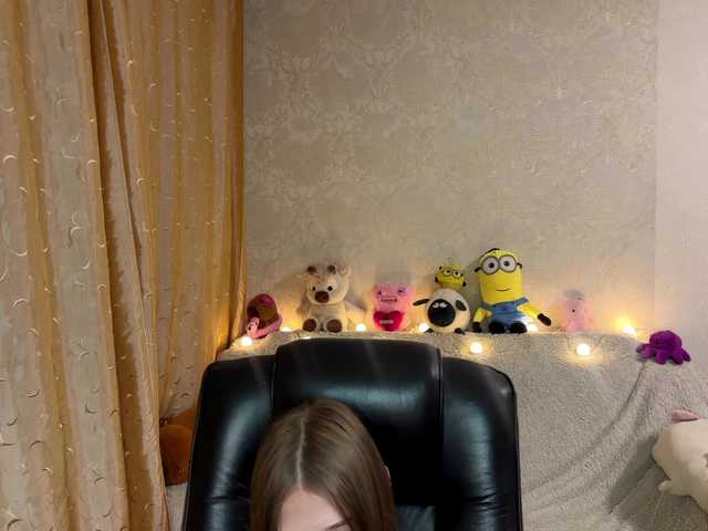urcutiebunny live cam on BongaCams