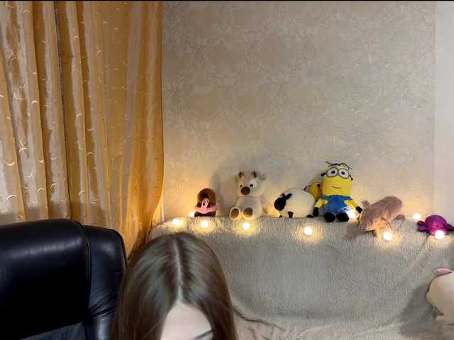 urcutiebunny live cam on BongaCams