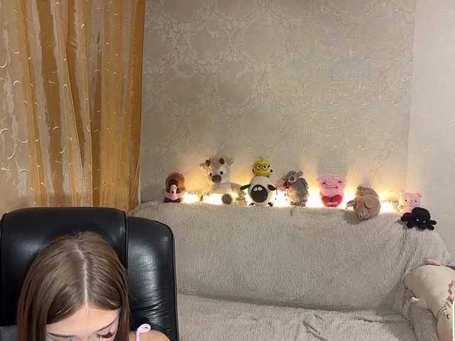 urcutiebunny live cam on BongaCams