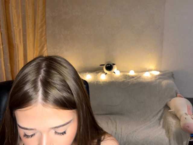 urcutiebunny live cam on BongaCams