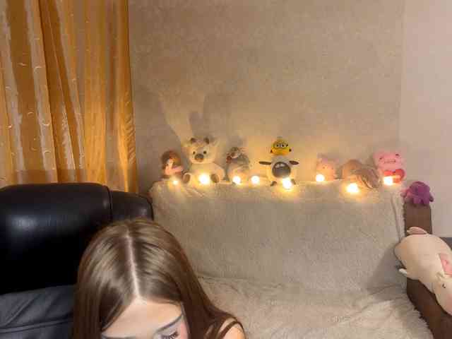 urcutiebunny webcam