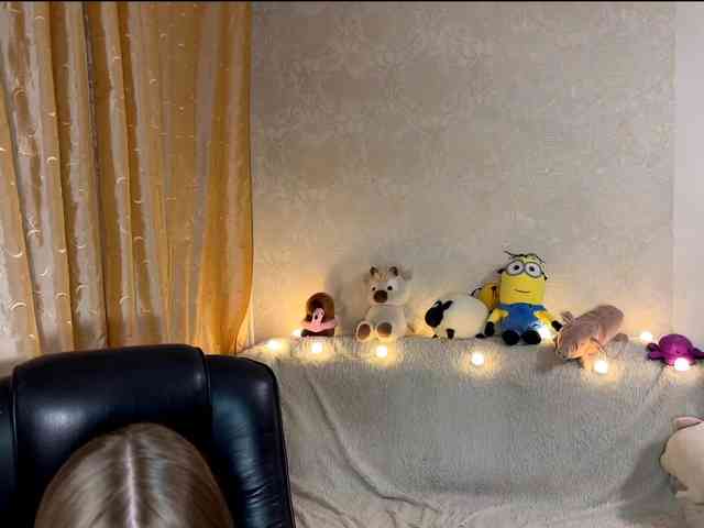 urcutiebunny webcam